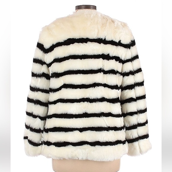 GAP Faux Fur Black/White Stripe Coat NEW - Picture 7 of 9
